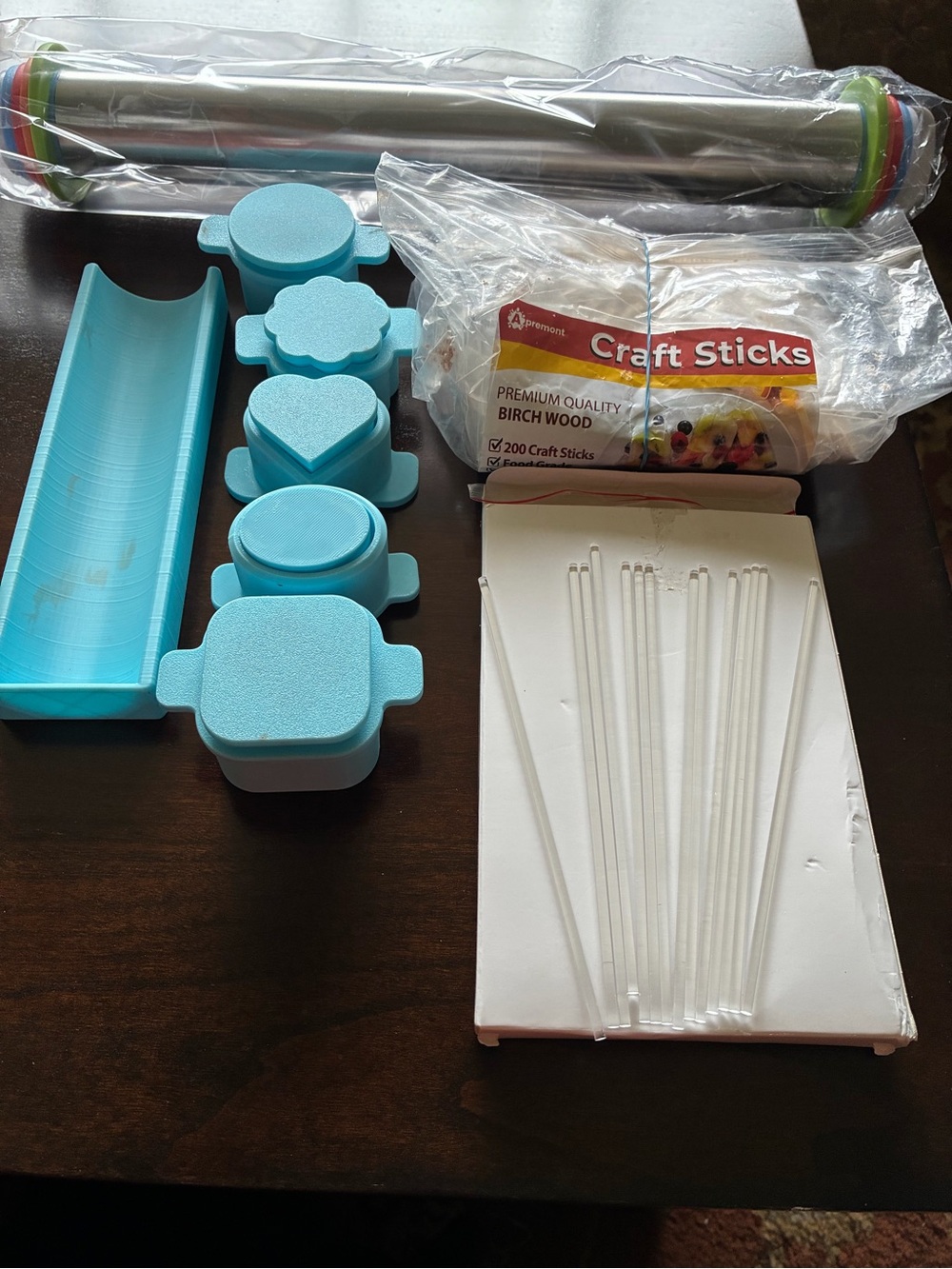 Cake Pop Maker and Craft Stick Set, rolling pin, piping bags.LOT 2 of 2